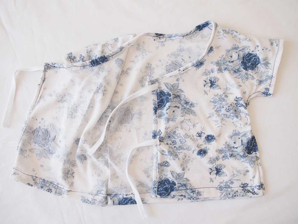 Free Sewing Pattern: Soft and Cosy Baby Kimono - Sew in Love